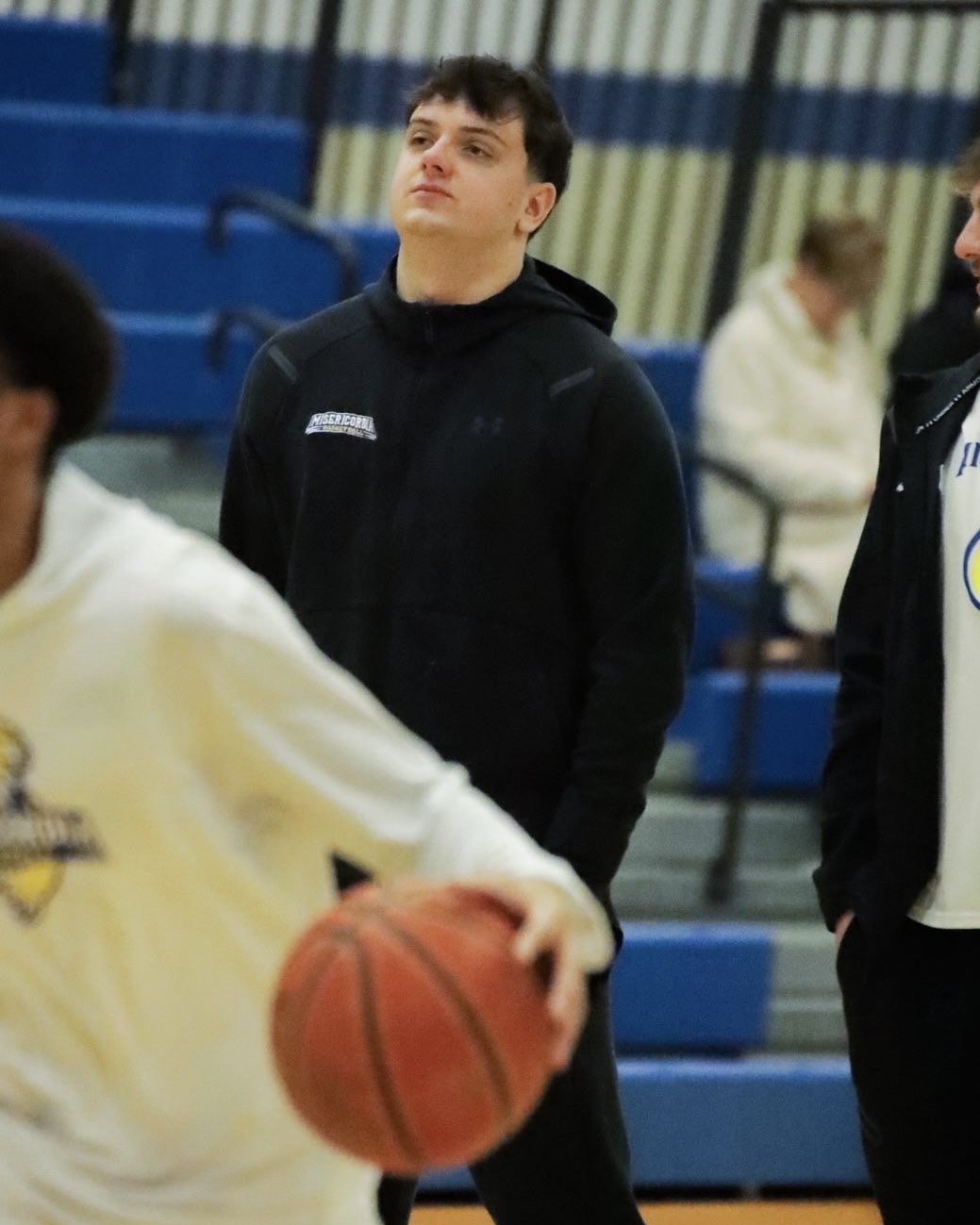 Coach Brendon Basketball coach