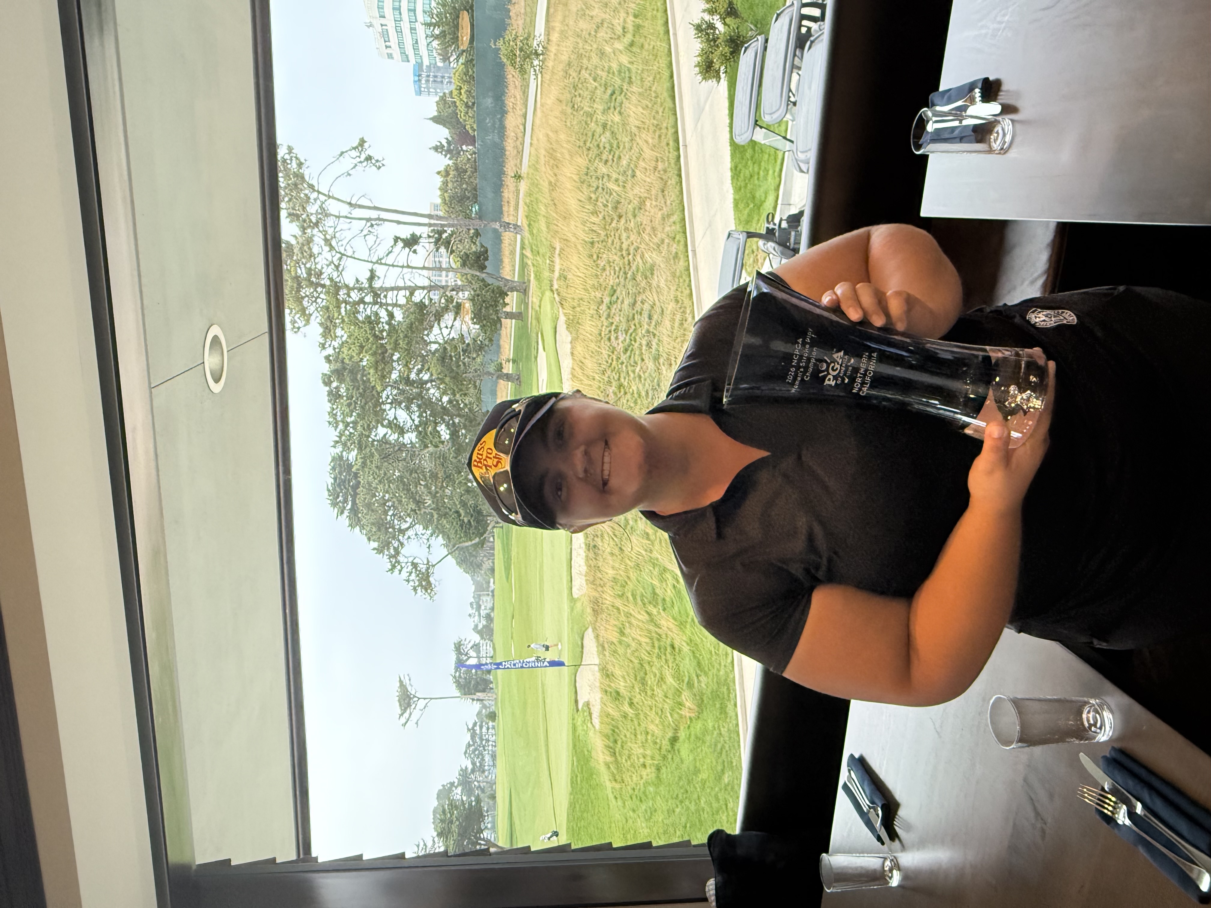Coach Mandi Golf coach