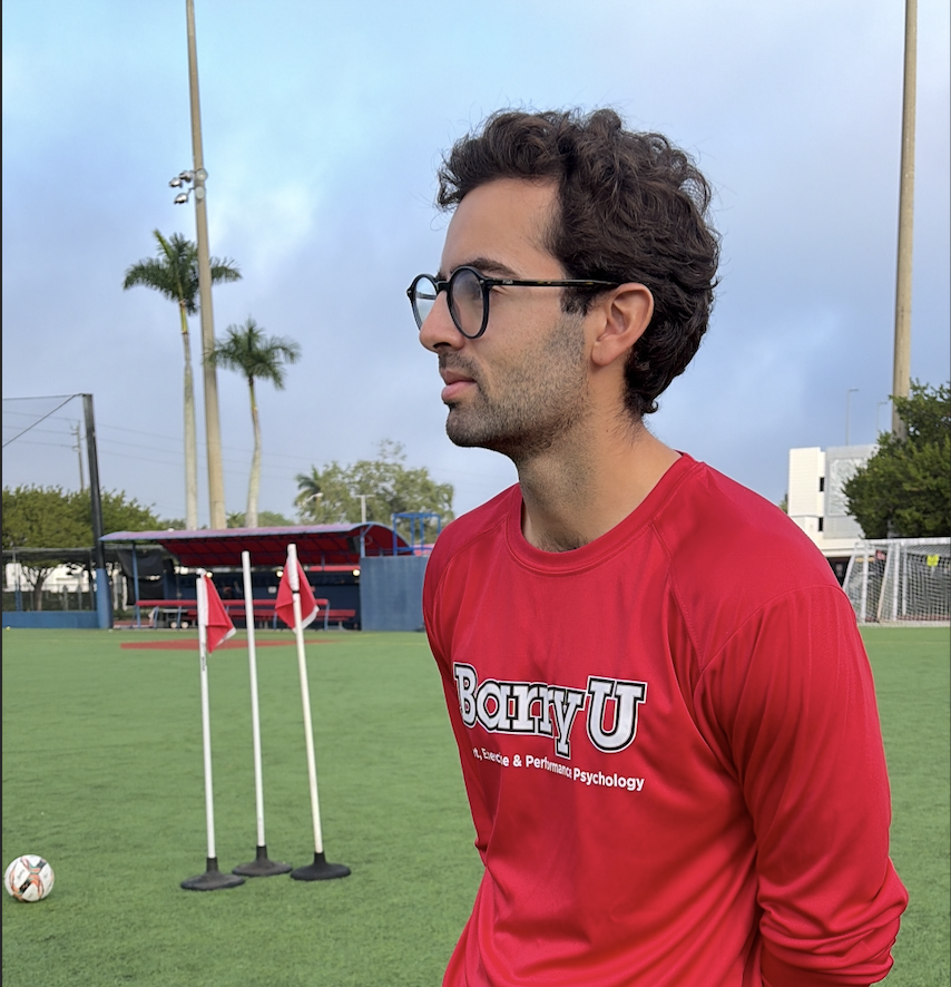 Coach Felipe Golf coach