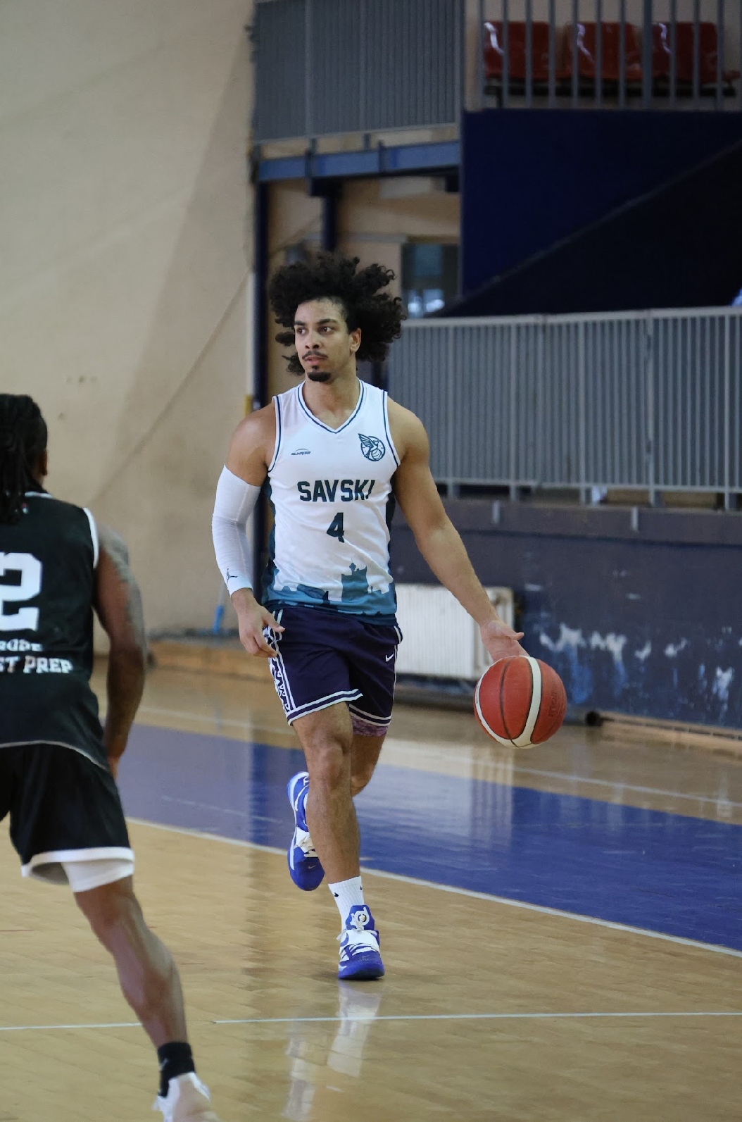 Coach Demond Basketball coach